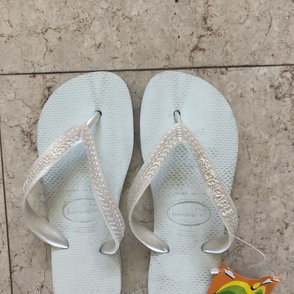HAVAIANAS-NEW Pearlized White - Picture 2 of 2